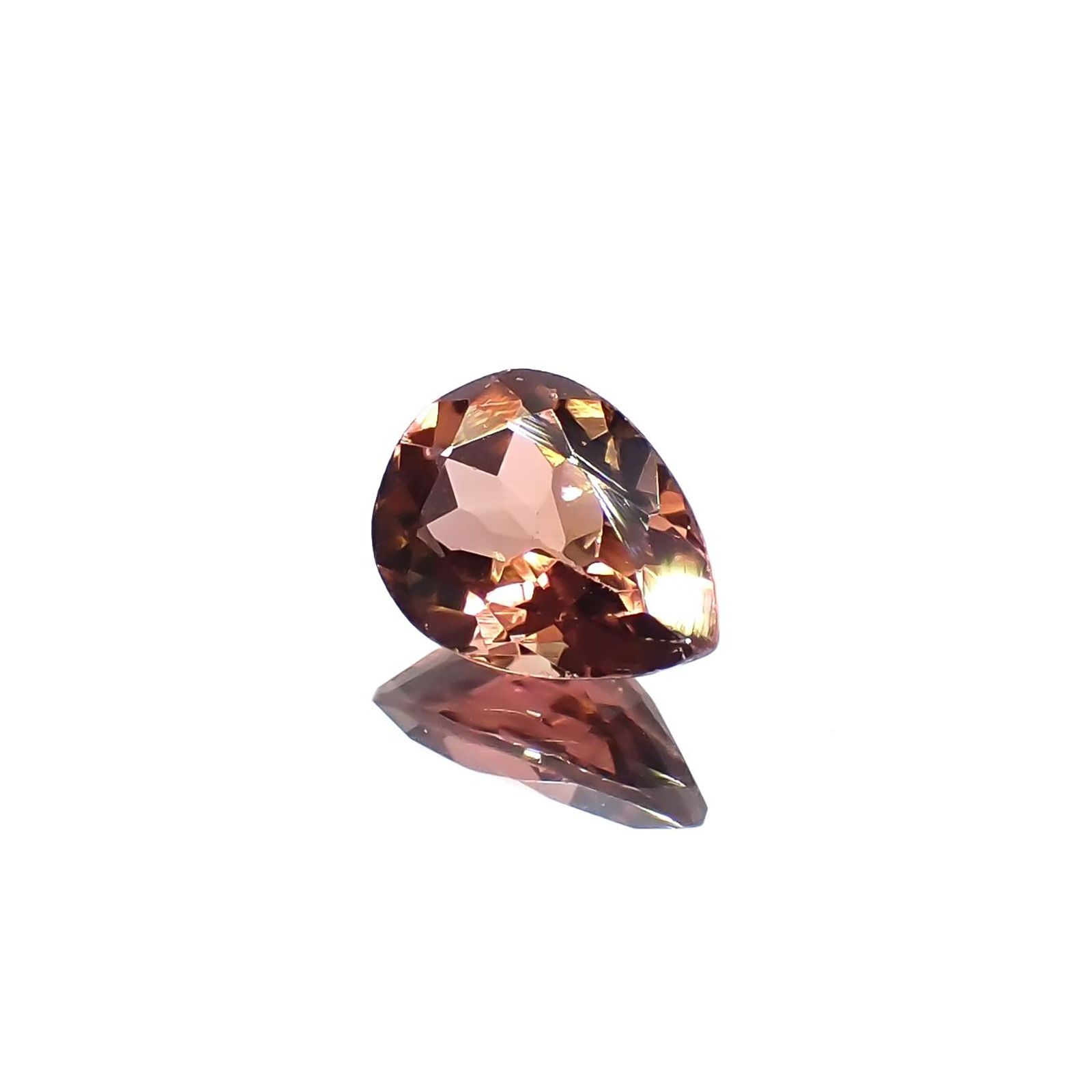 オレンジトルマリン(宝石名トルマリン)コンゴ民主共和国産 識別済 0.99ct / 7.9x5.8mm前後 [260120849]