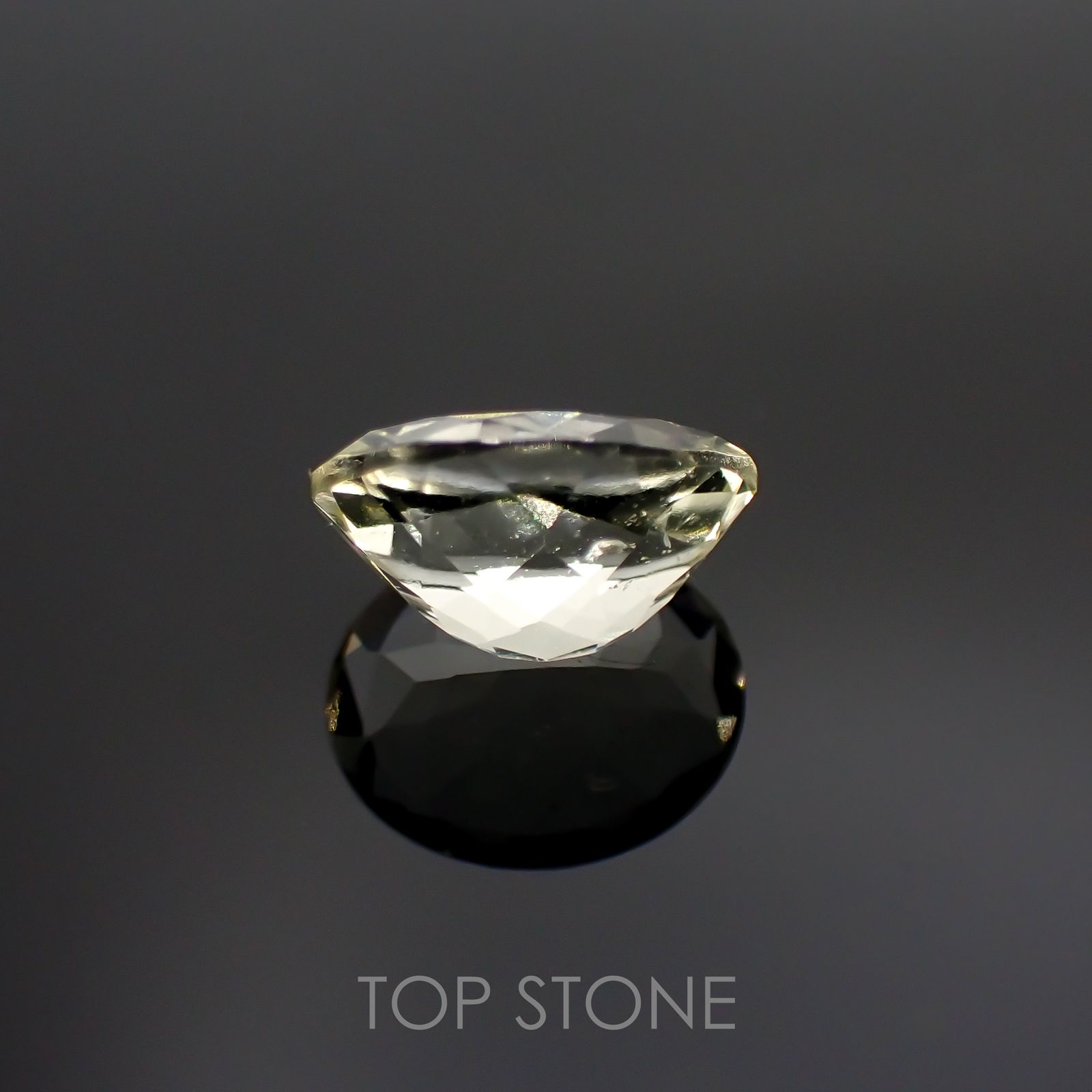 リビアングラス(宝石名インパクトガラス(衝撃溶融ガラス))エジプト・リビア砂漠産 1.94ct 識別済[211213786]10.1x8mm前後