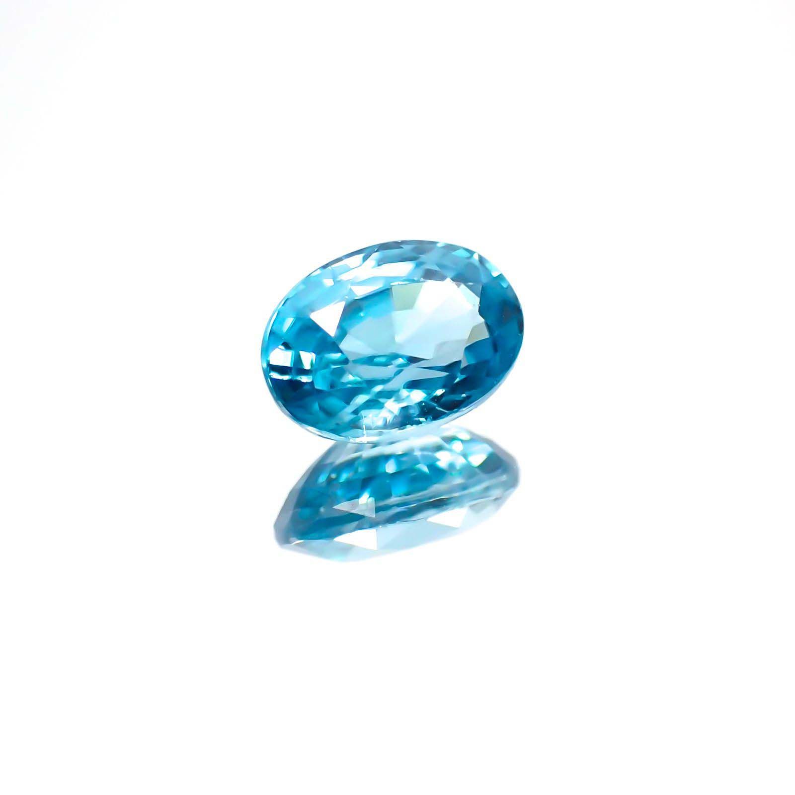 ブルージルコン(宝石名ジルコン)カンボジア産 1.41ct 識別済[231124186]7.2x5.1mm前後