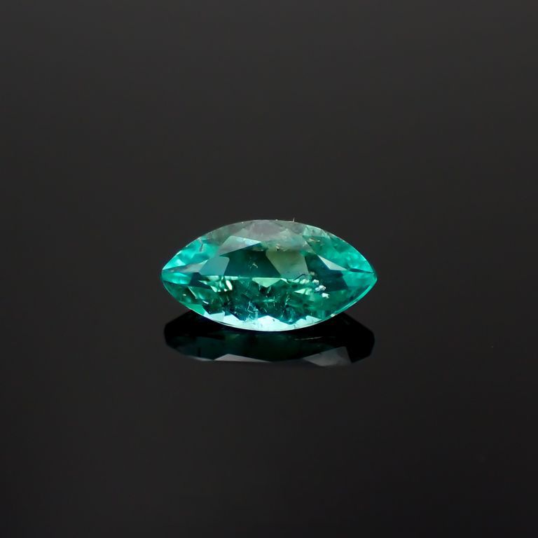 パライバトルマリン(宝石名トルマリン/別名パライバ・トルマリン)ブラジル・キントス鉱山産 0.262ct ソ付(宝貴協)[221018729]6.2x3.1mm前後