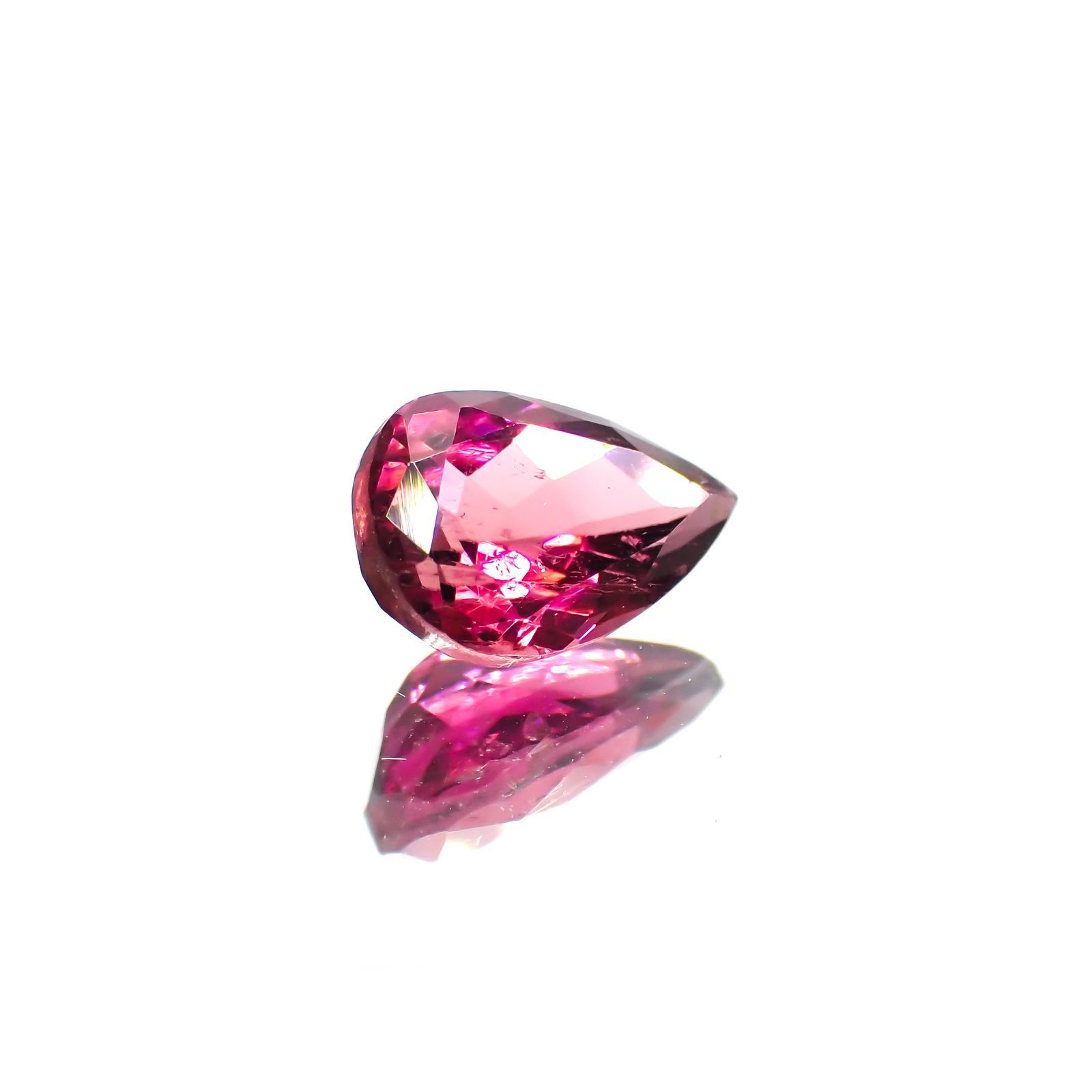 パープルトルマリン(宝石名パープル・トルマリン) ブラジル産 識別済 1.41ct / 9x6.1mm前後 [260313576]