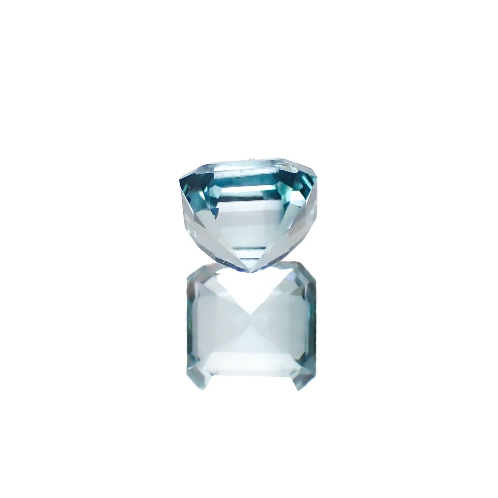 ブルートルマリン(宝石名トルマリン)アフガニスタン産 0.55ct 識別済[251018388]4.4x4.4mm前後