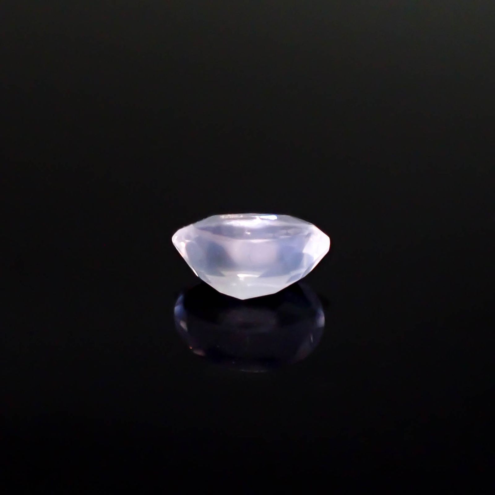 ムーンストーン(宝石名オーソクレース)インド/スリランカ産 0.67ct 識別済[240527734]7x5mm前後