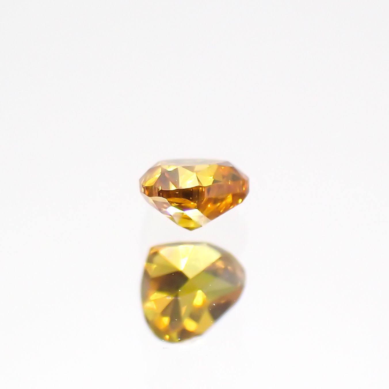 オレンジダイヤモンド SI-1 / FANCY DEEP YELLOW ORANGE(宝石名ダイアモンド) 0.143ct ソ付(CGL)[220115150]2.93x3.3mm前後
