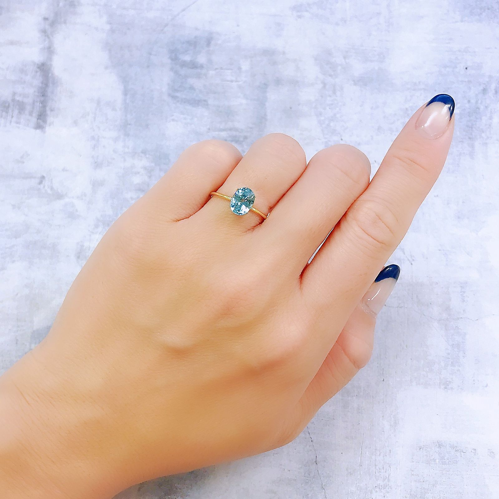 ブルージルコン カンボジア産 2.34ct[221018654]8x6.1mm前後