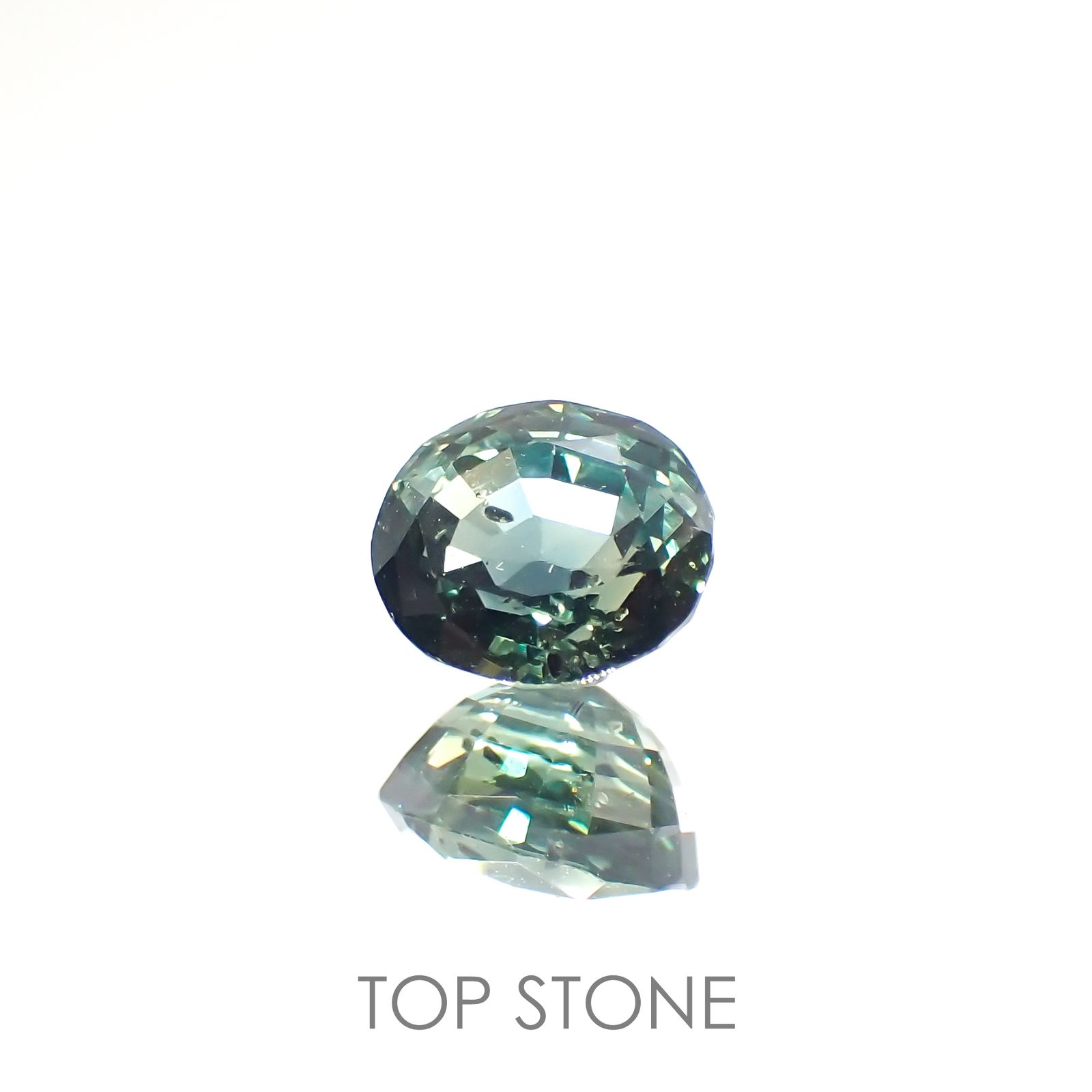 バイカラーサファイア(宝石名サファイア) マダガスカル/スリランカ産 1.629ct ソ付(彩珠)[210812470]6.9×5.9mm前後