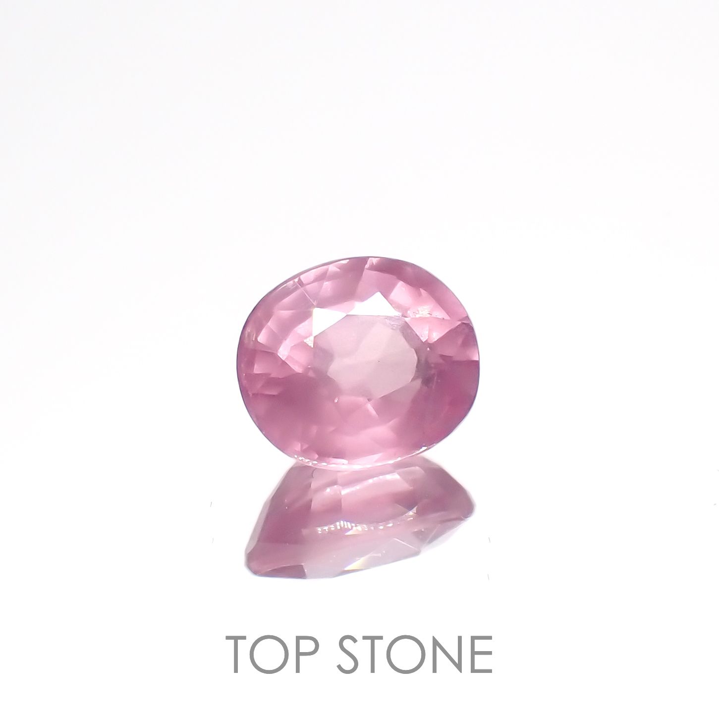 シルキーピンクスピネル(宝石名ピンク・スピネル)タンザニア産 0.78ct 識別済[230120250]5.9x4.9mm前後