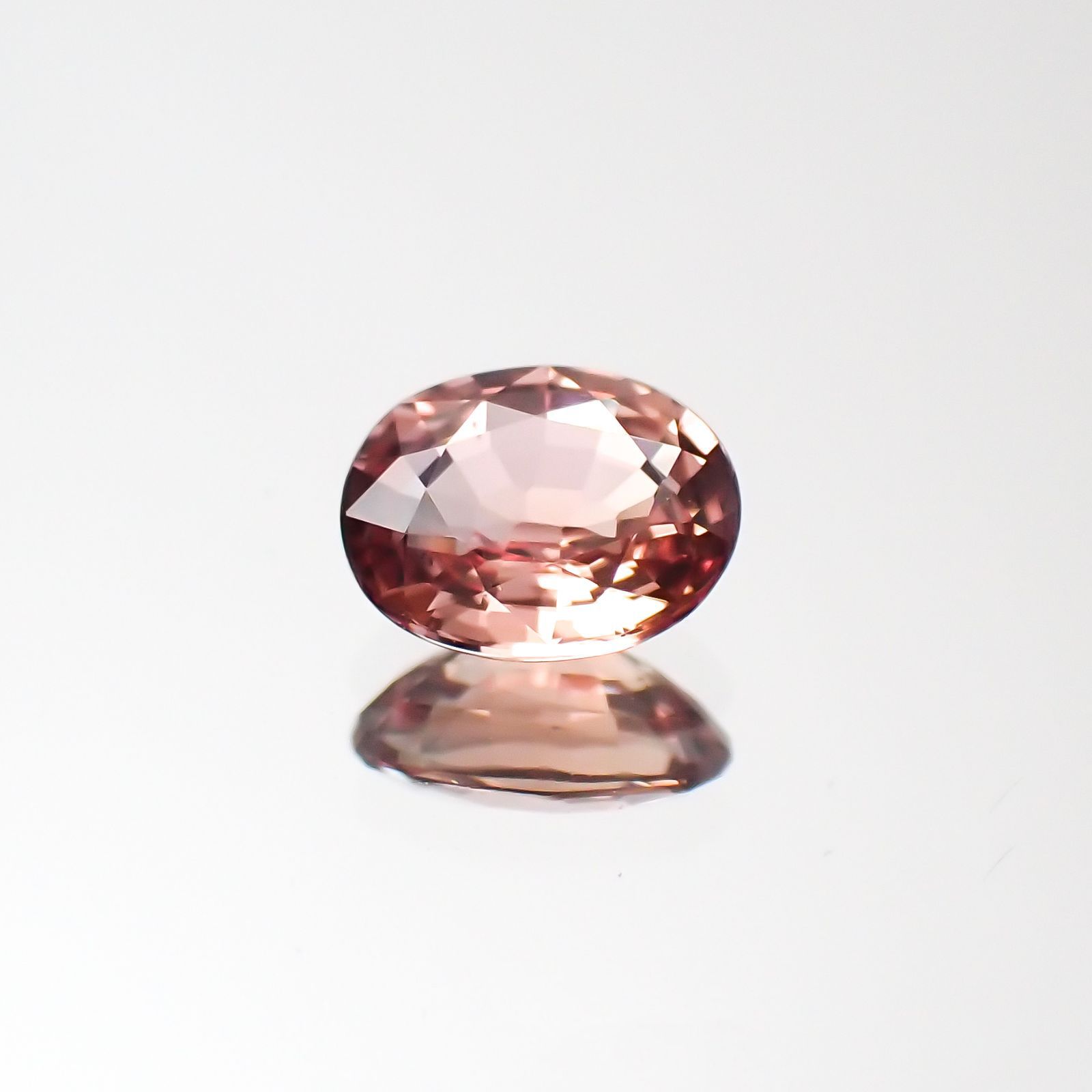 パパラチャサファイア 非加熱(宝石名サファイア/別名パパラチャ・サファイア)スリランカ産 0.47ct GIA鑑付[221018871]5.26x4.24mm前後