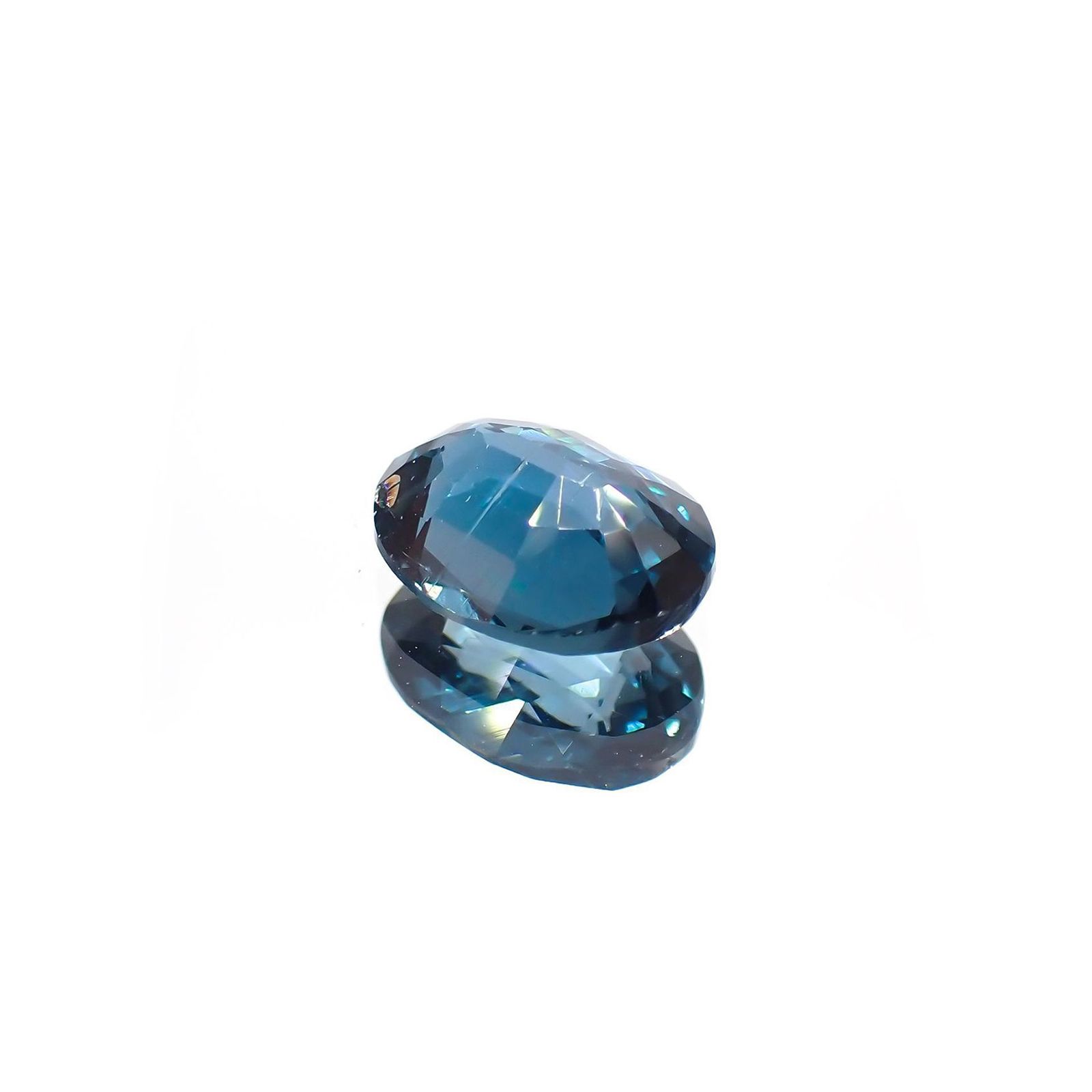 オーシャンブルーカイヤナイト(宝石名カイヤナイト) ネパール産 識別済 2.10ct / 8.8x6.9mm前後 [260610523]
