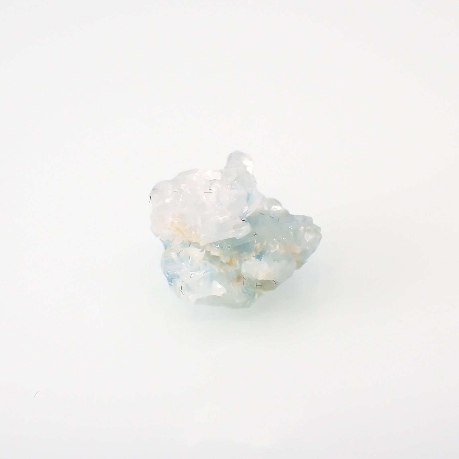 ユークレース 原石 ブラジル産 2.98ct[220515760]10.3x9.1mm前後