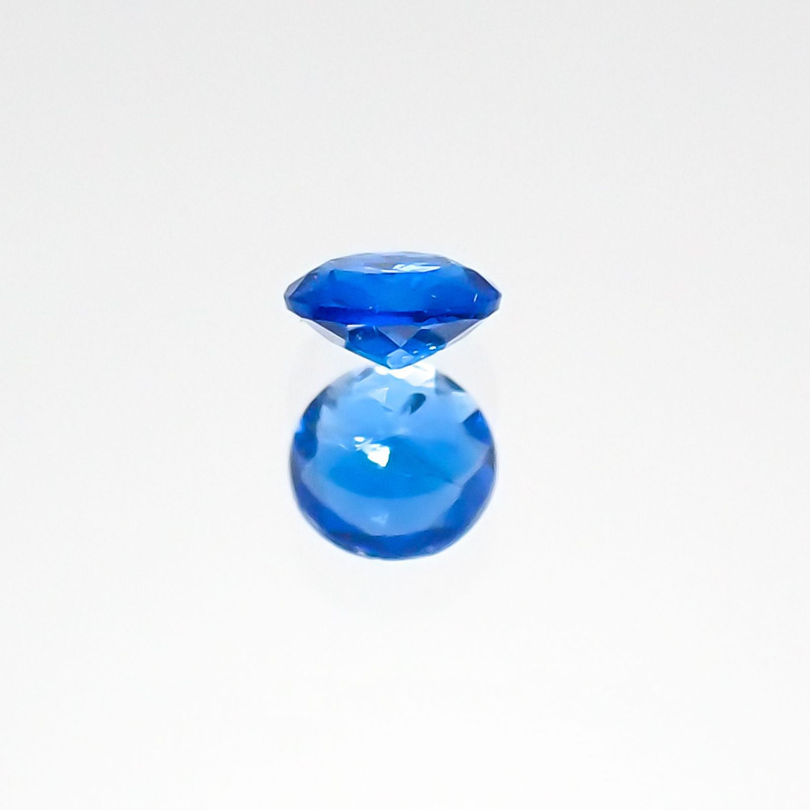 アウイナイト ドイツ産 ルース 0.058ct[20117651]2.8×2.7mm前後