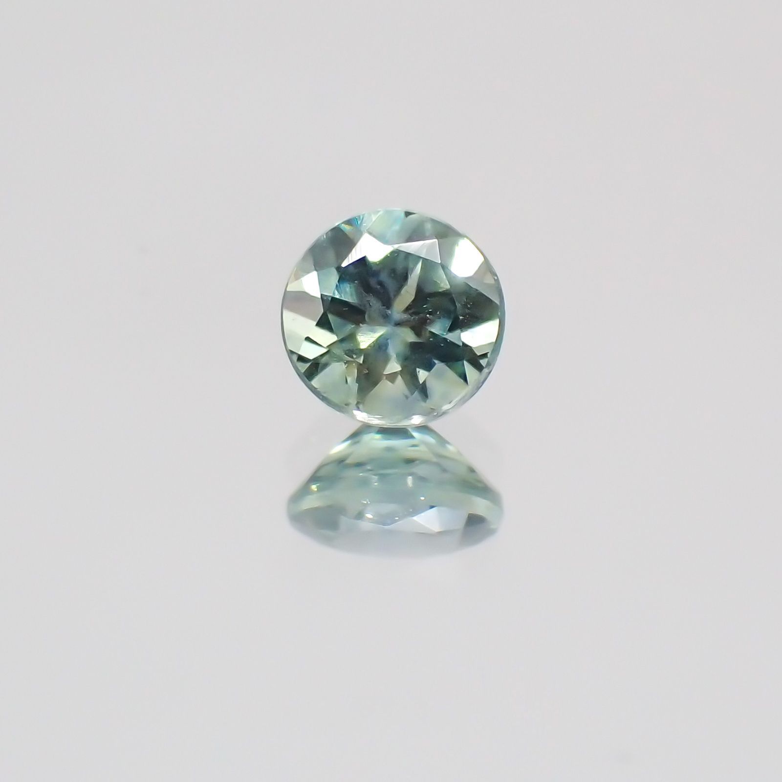 モンタナサファイア(宝石名サファイア) アメリカ・モンタナ州産 0.25ct 識別済[21029906]3.6×3.6mm前後