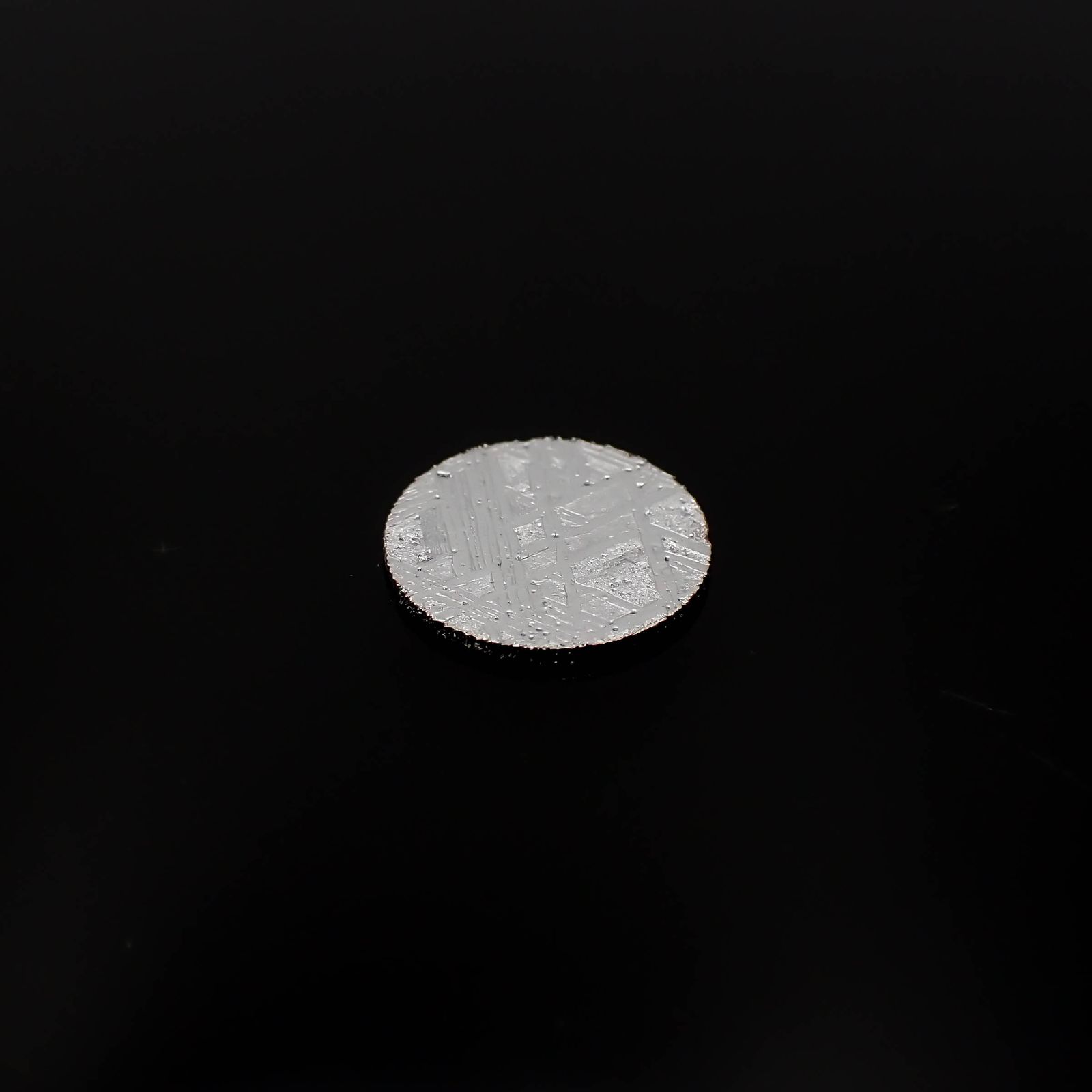 ムオニナルスタ隕石 発見地：スウェーデン 1.59ct[230722810]10x10mm前後