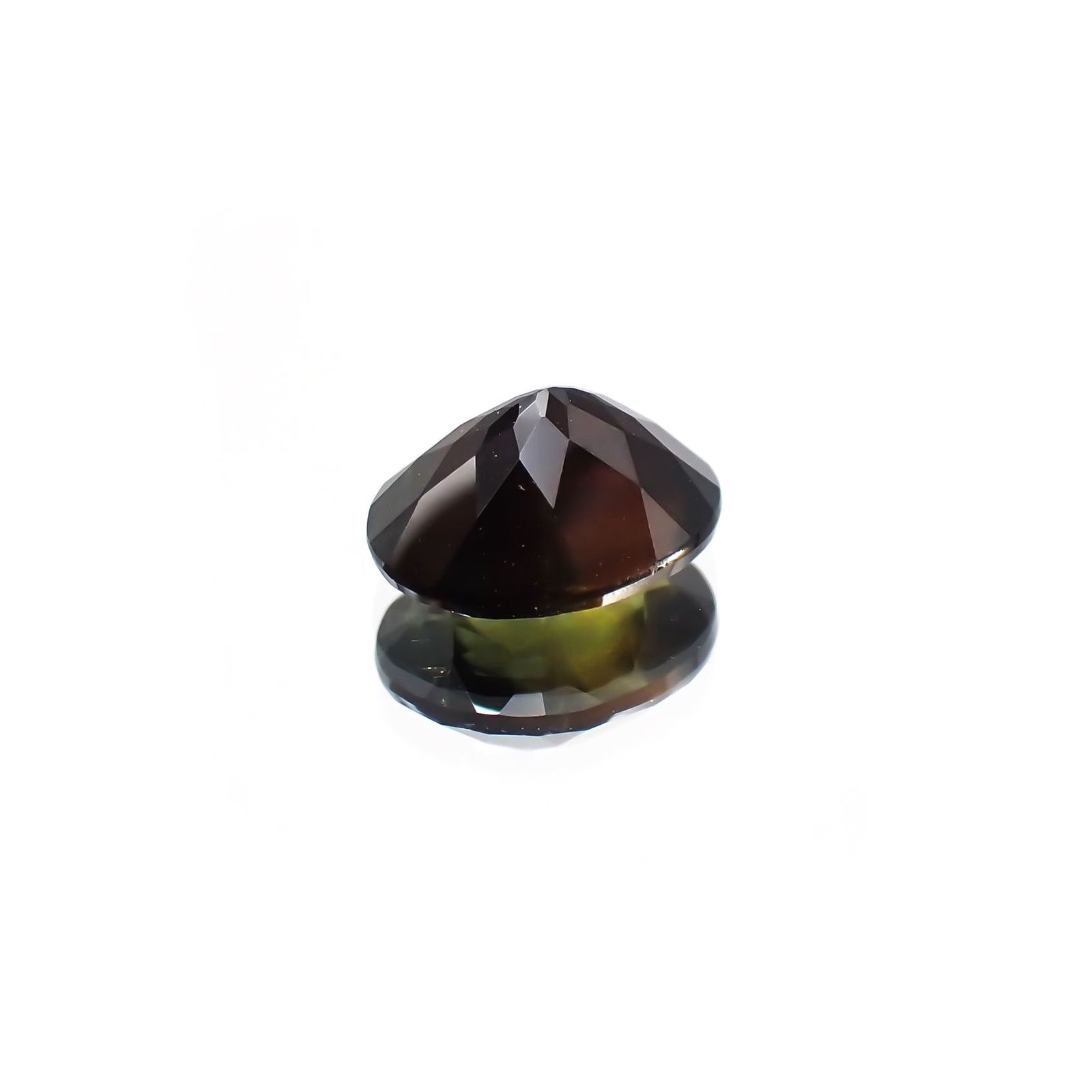 ゴールドシーンサファイア 非加熱(宝石名シーン・サファイア)  ケニア産 1.954ct ソ付(彩珠)[250310224]8.2×6.8mm前後