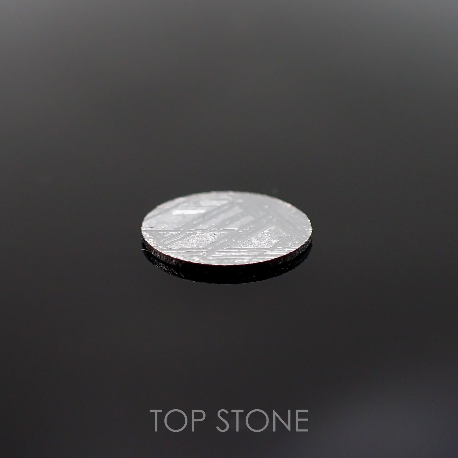 ムオニナルスタ隕石 発見地：スウェーデン 1.73ct[220616115]10x10mm前後