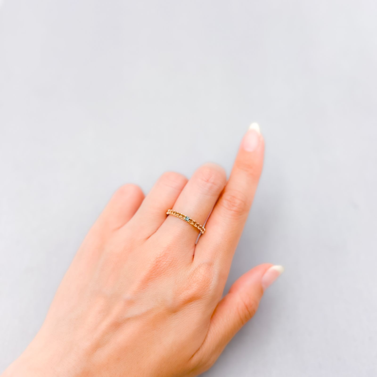◇プリンセスカット◇ベキリーブルーガーネット（カラーチェンジガーネット アレキタイプ） マダガスカル・ベキリー産 0.043ct [250330069]2x1.9mm前後