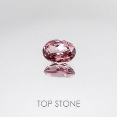 カラーシフト マラヤガーネット(宝石名ガーネット)タンザニア・マヘンゲ産 1.04ct 識別済[220717107]6.8x5mm前後
