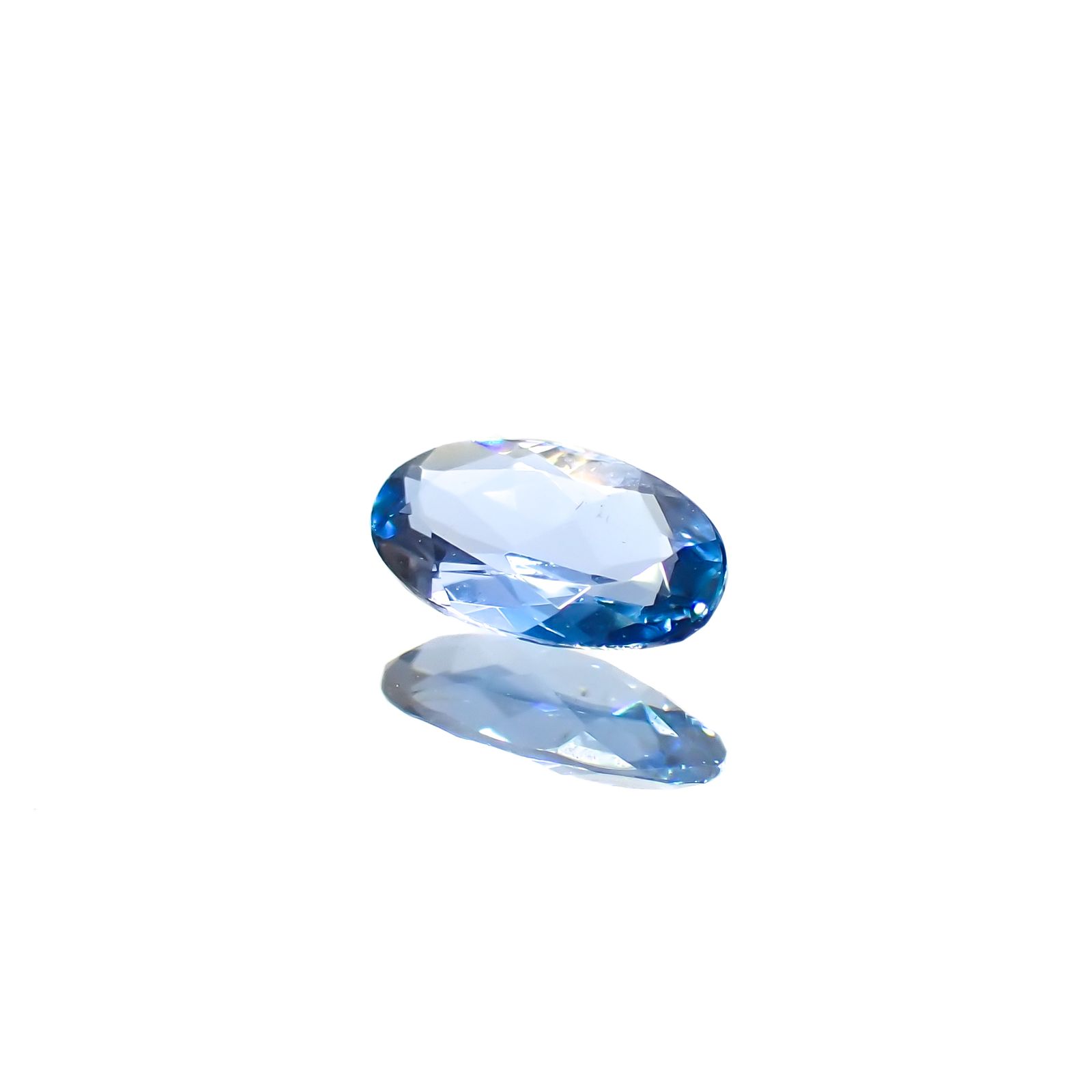 タトゥーアクアマリン ブラジル・ミナスジェライス州タトゥー鉱山産 0.20ct[240226068]5.7x3.2mm前後