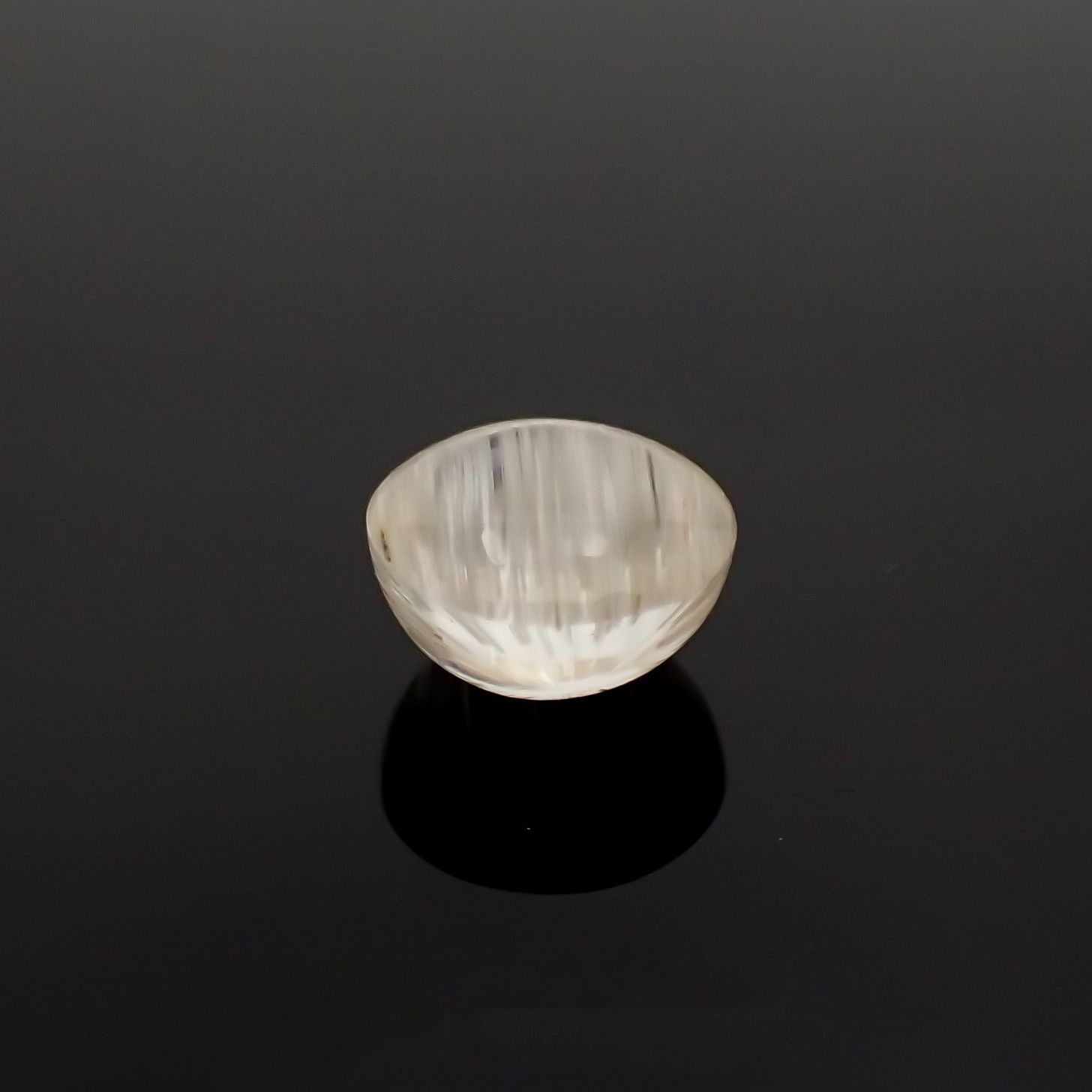 トパーズキャッツアイ ビルマ産 3.87ct[221018506]8.8x8.7mm前後