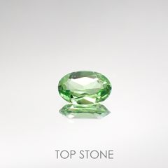 ミントガーネット(宝石名グリーン グロッシュラー・ガーネット) タンザニア産 0.42ct 識別済[210711533]5.9×3.8mm前後