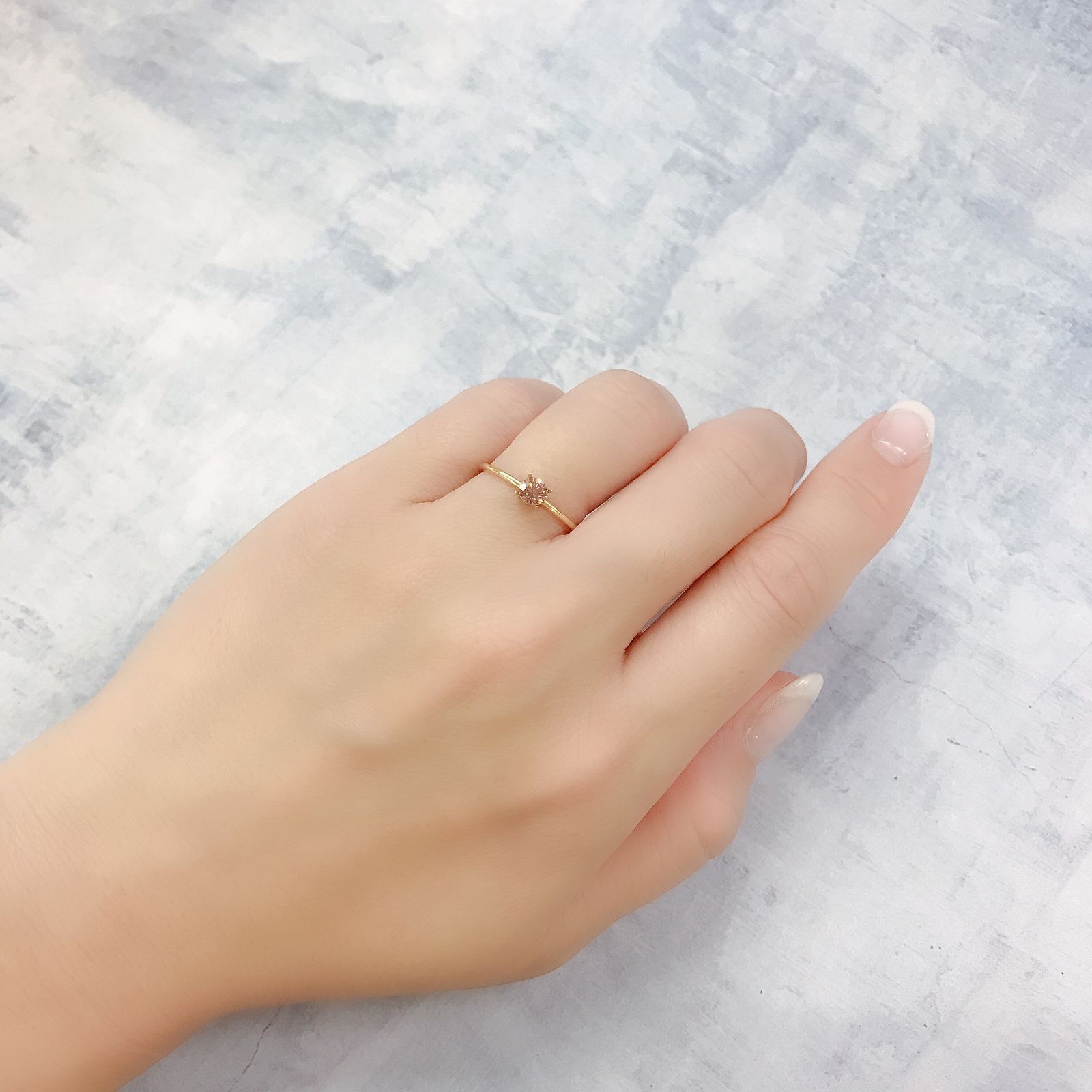 ライトピンクジルコン(宝石名ジルコン)スリランカ/カンボジア産 0.41ct 識別済[220716990]4.1x4.1mm前後