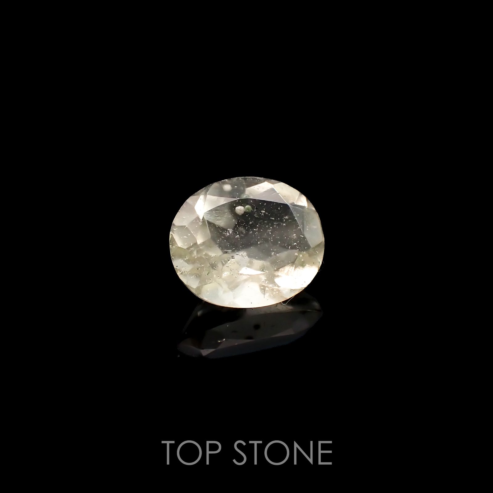リビアングラス エジプト・リビア砂漠産 1.70ct[221018183]9.3x7.9mm前後