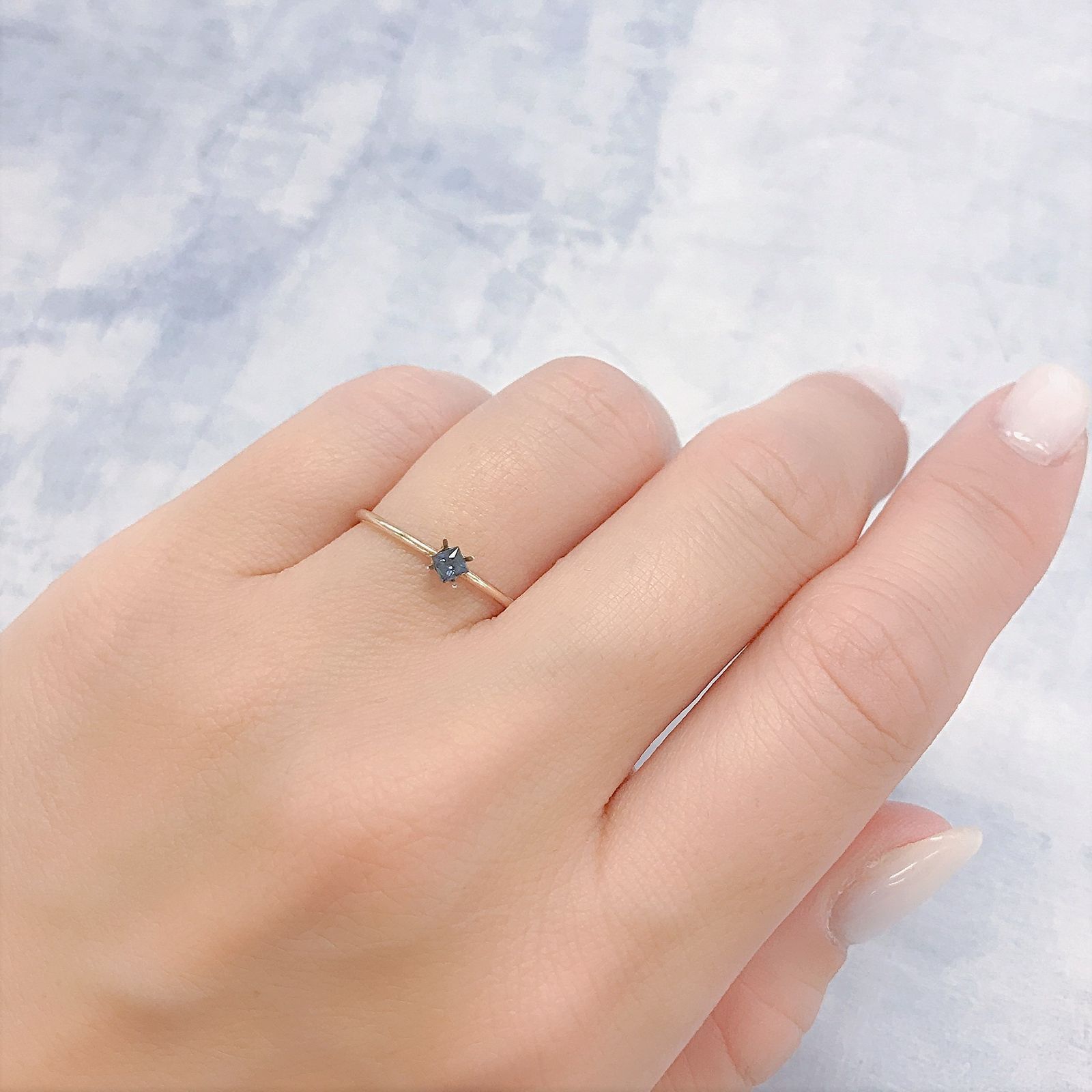 ◇プリンセスカット◇カラーチェンジガーネット アレキタイプ(宝石名ガーネット)マダガスカル・ベキリー産 0.11ct 識別済[220616547]2.5x2.5mm前後