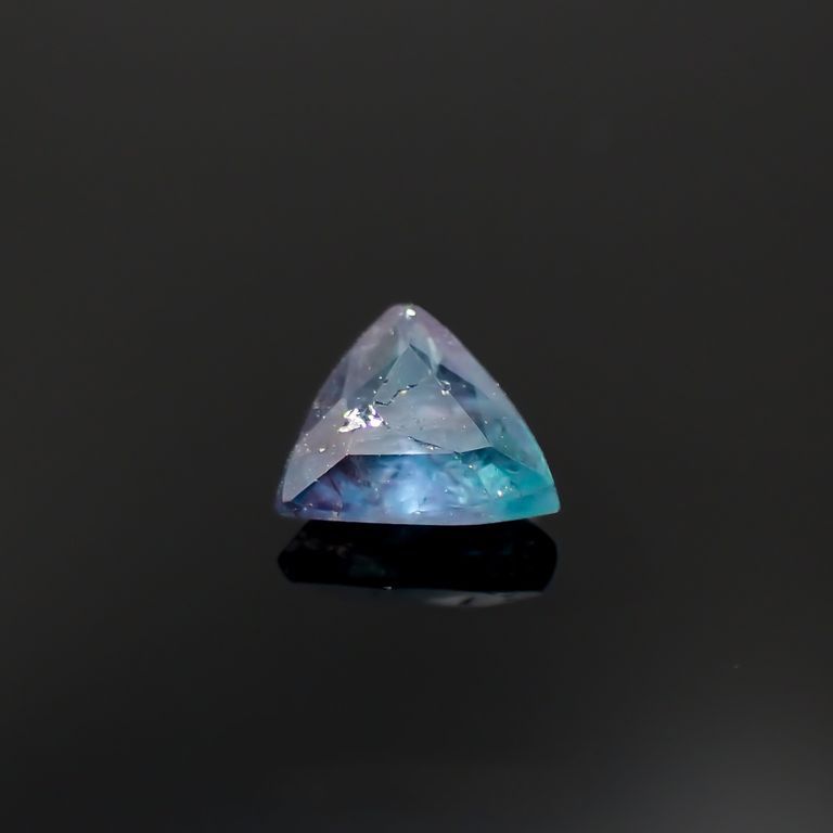 バイカラーパライバトルマリン 非加熱 ブラジル・バターリャ鉱山産 0.18ct[230220467]3.6x4.2mm前後