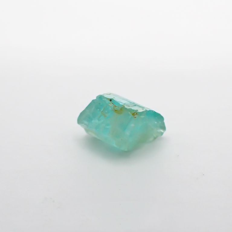 パライバトルマリン(宝石名トルマリン/別名パライバ・トルマリン) ブラジル・バターリャ鉱山産 原石 0.54ct 識別済[210811472]4.1×4.4mm前後