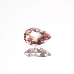 パパラチャサファイア(宝石名サファイア/別名パパラチャ・サファイア)スリランカ産 0.077ct ソ付(日独)[221219645]3.33x2.38mm前後