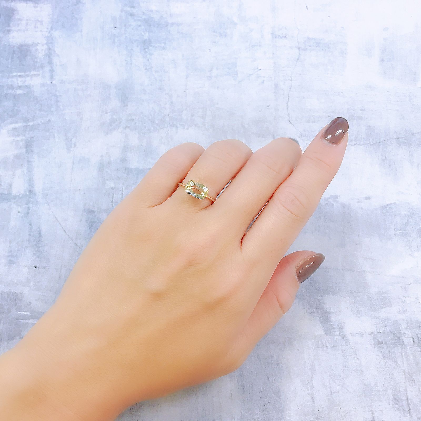 イエロースキャポライト(宝石名イエロー・スキャポライト)ブラジル・ミナスジェライス州産 1.44ct 識別済[220918022]9.1x5.9mm前後