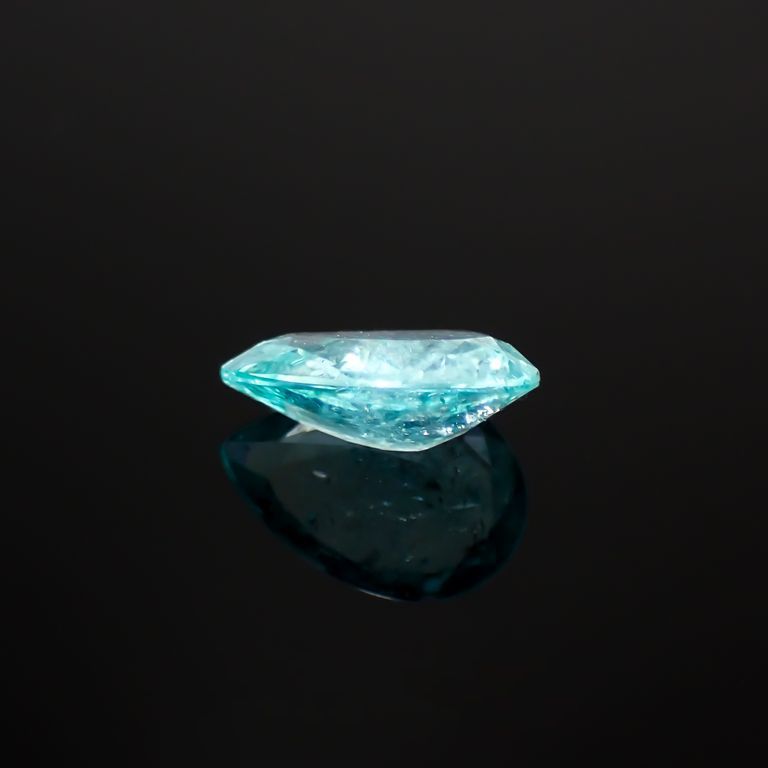 パライバトルマリン(宝石名トルマリン/別名パライバ・トルマリン)ブラジル・キントス鉱山産 0.514ct ソ付(宝貴協)[221018832]6.8x5mm前後