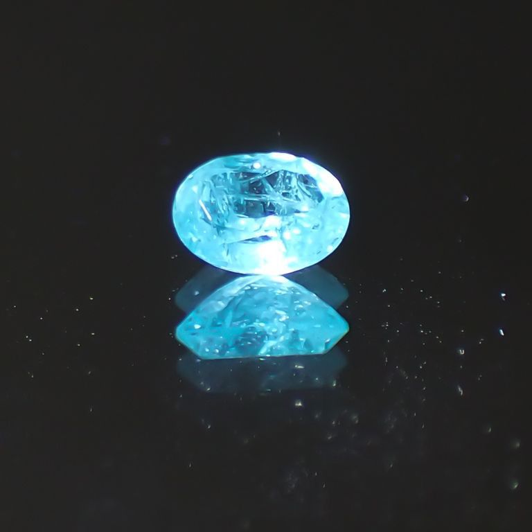 パライバトルマリン ブラジル産 ルース 0.159ct[20129247]3.9×3mm前後