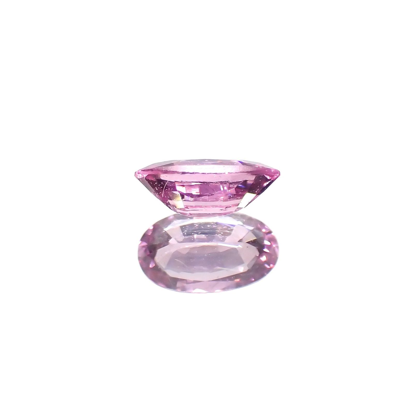 ネオンピンクサファイア スリランカ産 0.24ct / 4.8x2.9mm前後 [230421530]
