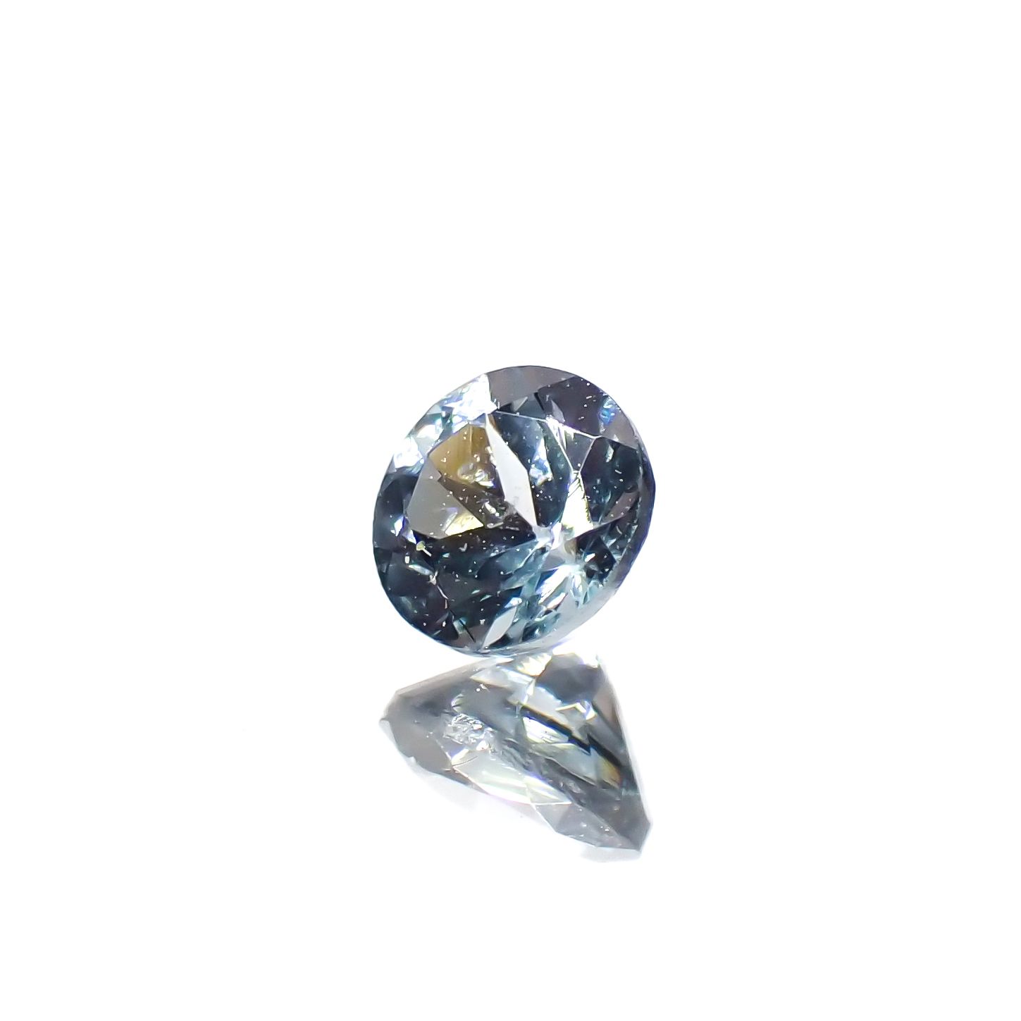 ブルーイッシュグレースピネル タンザニア産 0.30ct[231224879]3.9x3.9mm前後