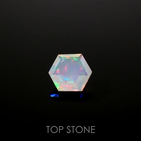 ◇ヘキサゴンカット◇エチオピアオパール(宝石名オパール)エチオピア産 0.29ct 識別済[220115473]4.8x4.7mm前後