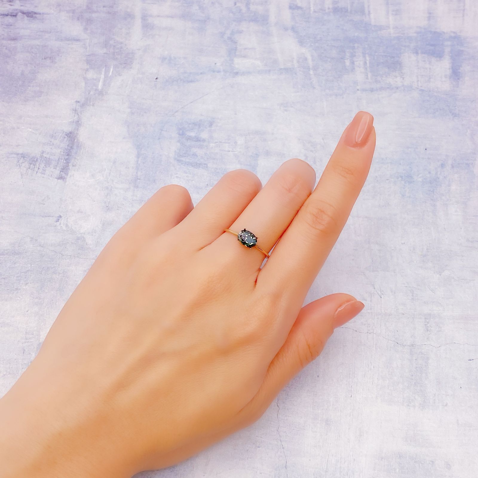 パイライトインエメラルド コロンビア産 0.67ct [241229558]7.1x5.2mm前後
