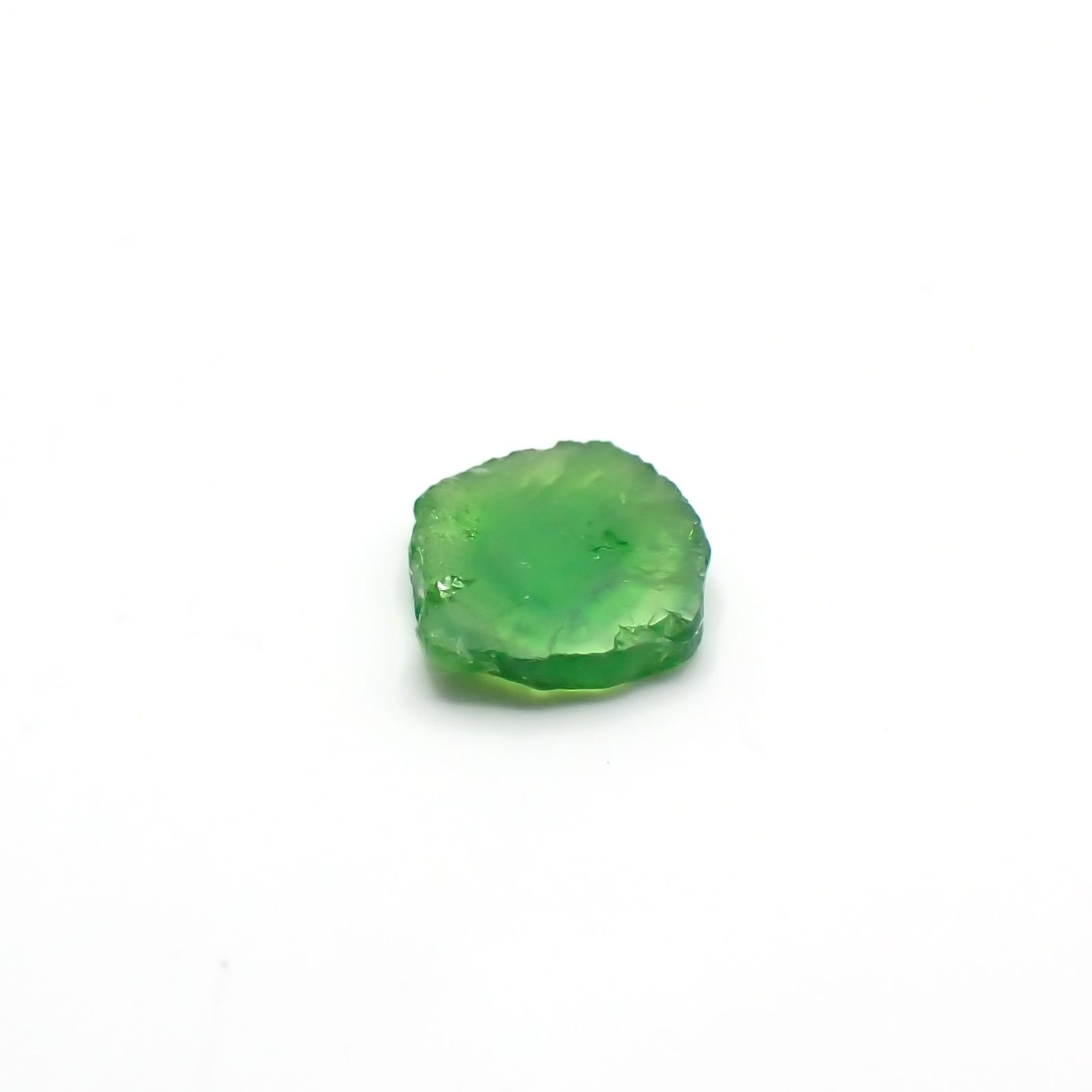 デマントイドガーネット 原石スライス(宝石名デマントイド・ガーネット) 0.20ct 識別済[210611214]3.9×3.9mm前後