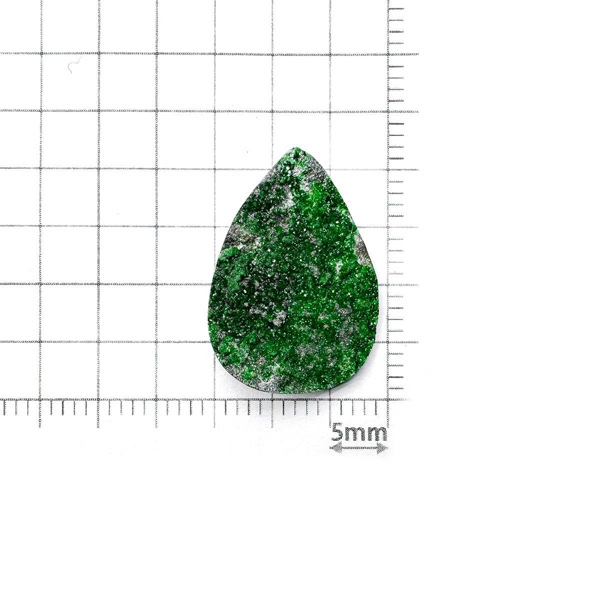 ウバロバイト 原石 ロシア産 11.70ct[240326447]20.4x14.5mm前後