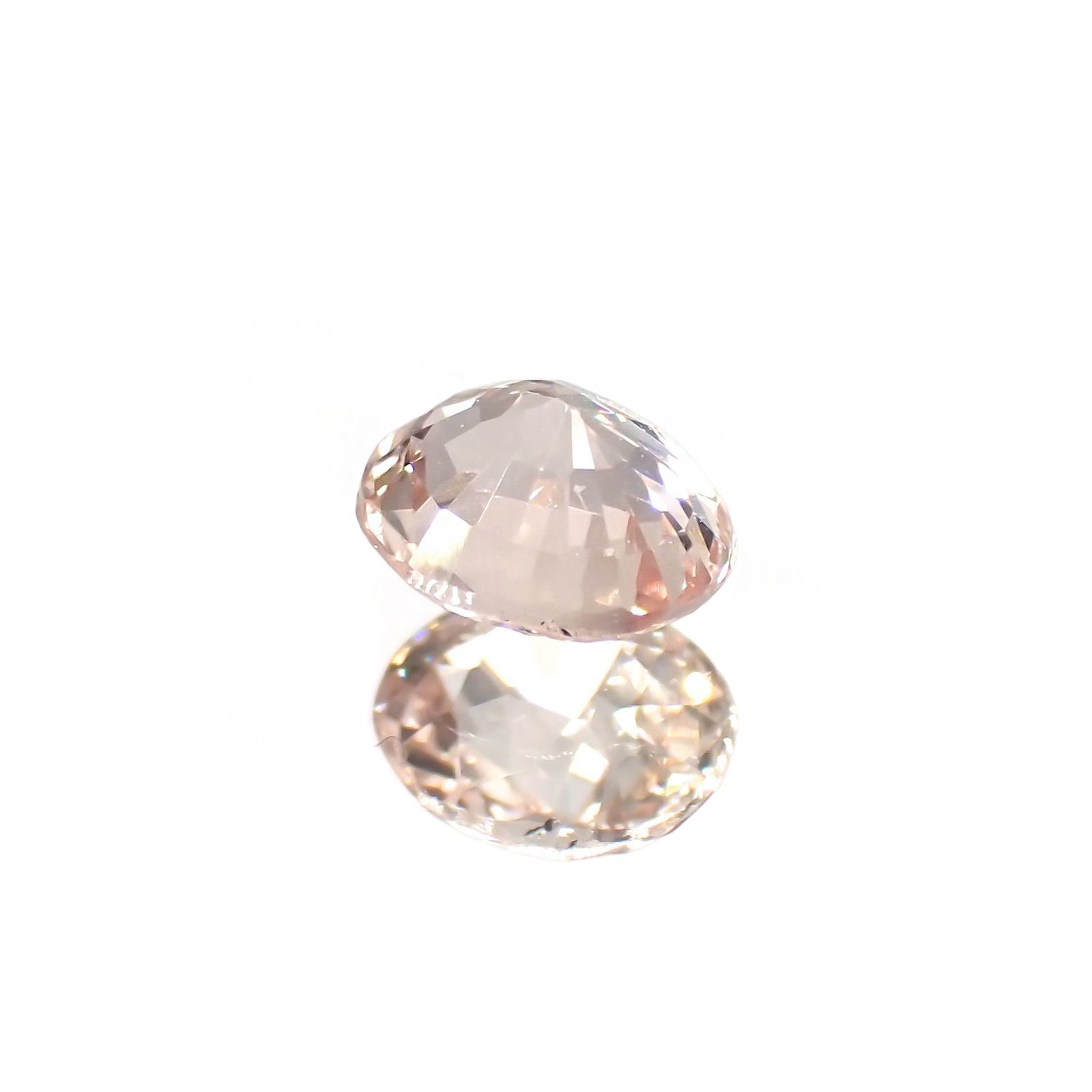 ピンクサファイア(宝石名ピンク・サファイア) マダガスカル/スリランカ産 識別済 0.51ct / 4.9x4.1mm前後 [210712557]