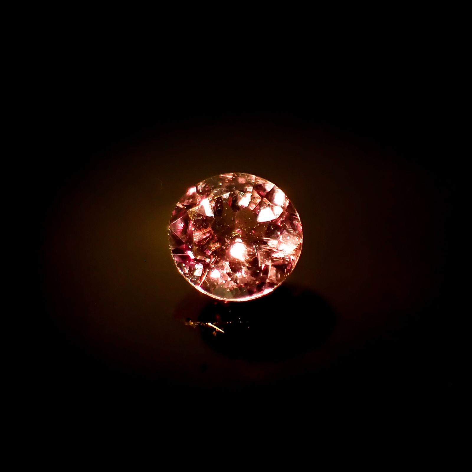 ベキリーブルーガーネット（カラーチェンジガーネット アレキタイプ） マダガスカル・ベキリー産 0.23ct[231224755]3.7x3.7mm前後