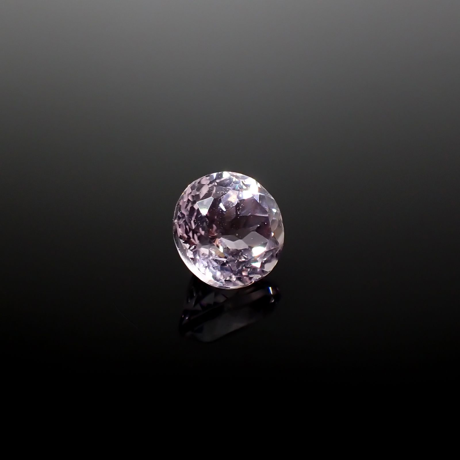 クンツァイト アフガニスタン産 1.20ct[240125354]6.3x6.3mm前後