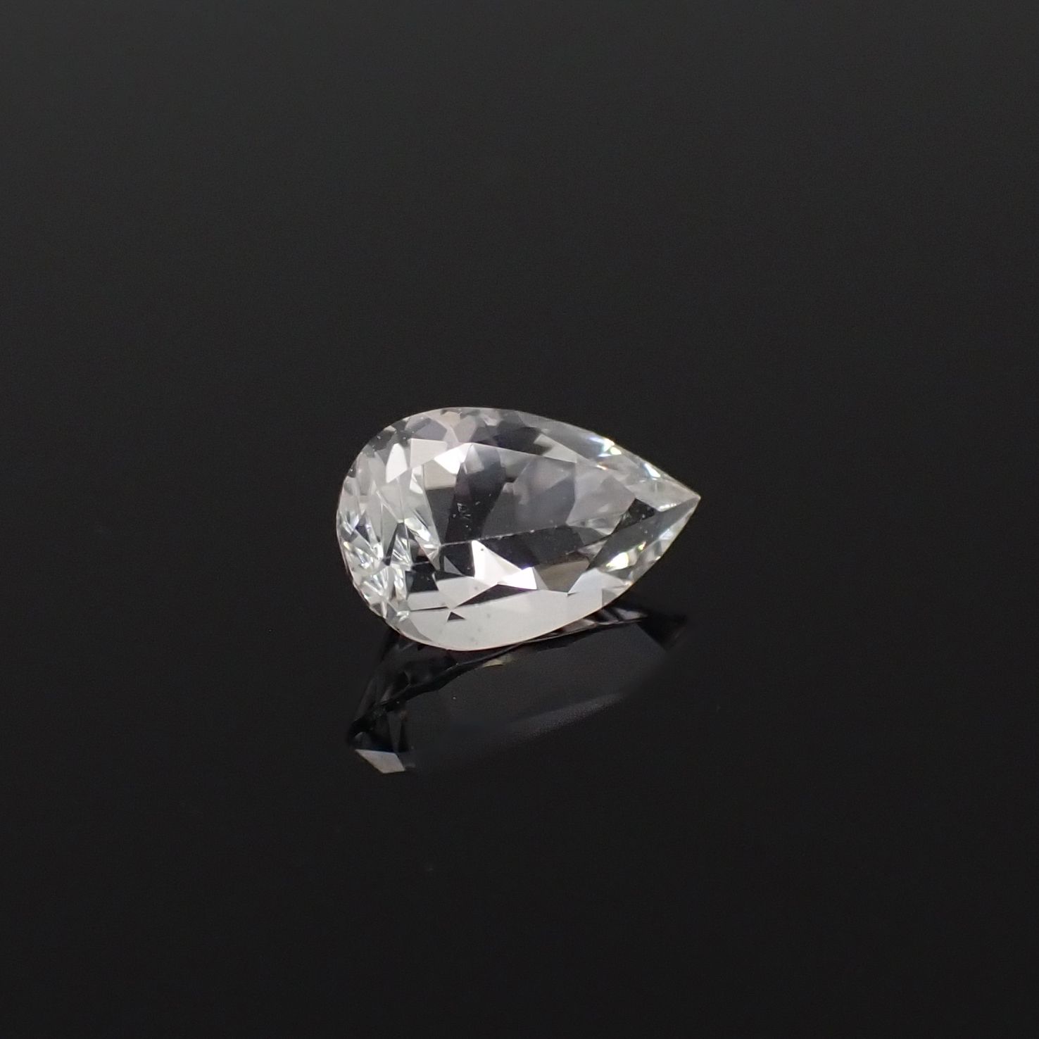 フェナカイト ウクライナ産 0.36ct[231224944]6x3.7mm前後