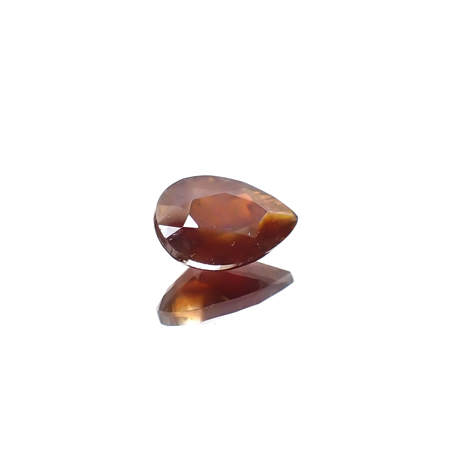 レインボーガーネット 日本・奈良県産 1.63ct [250129676]8.8x6.3mm前後