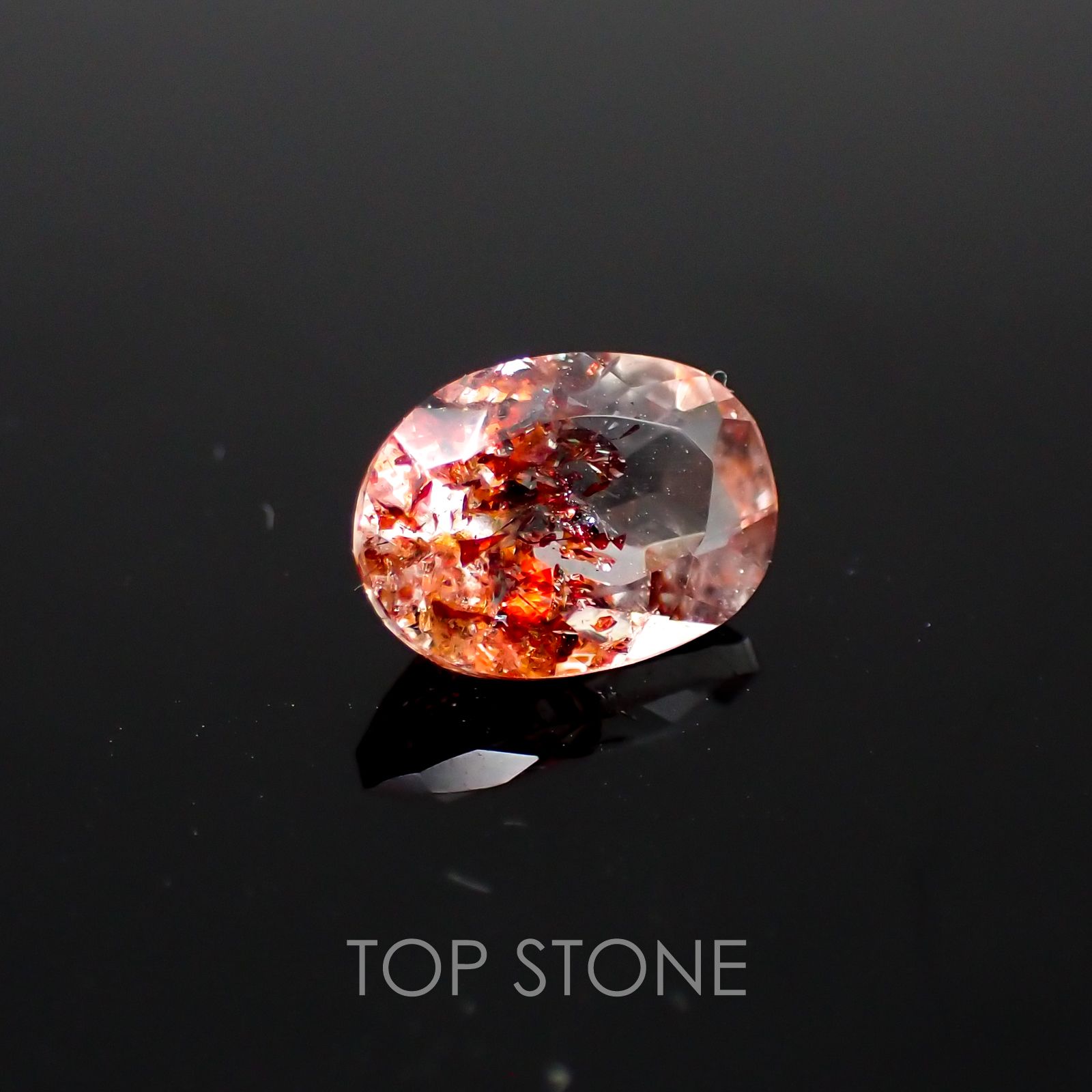 ファイヤークォーツ ナイジェリア産 ルース 1.41ct[210410202]8.7×6.3mm前後