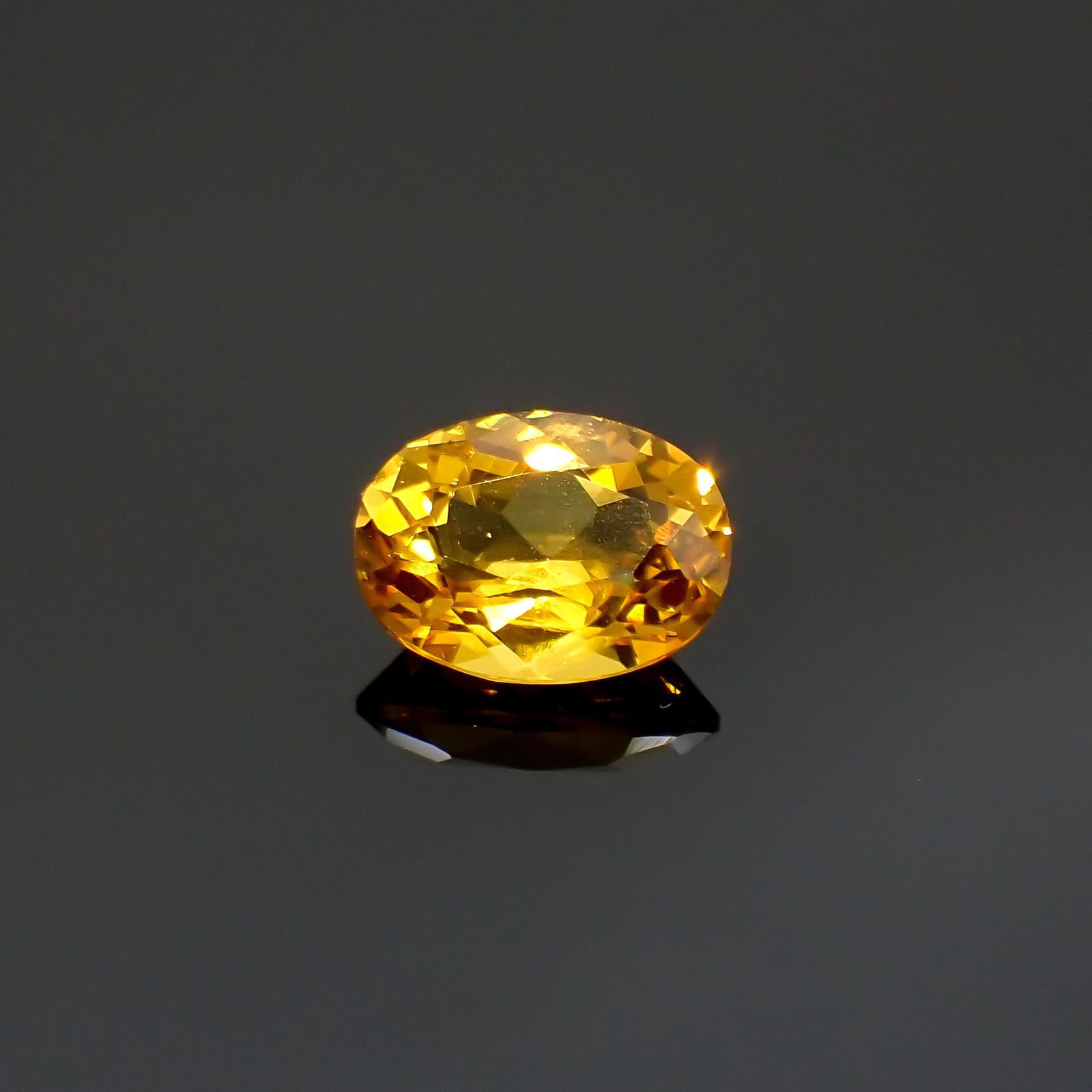 ゴールデンベリル(宝石名ゴールデン・ベリル)ブラジル産 1.10ct 識別済[220115417]8.1x6mm前後