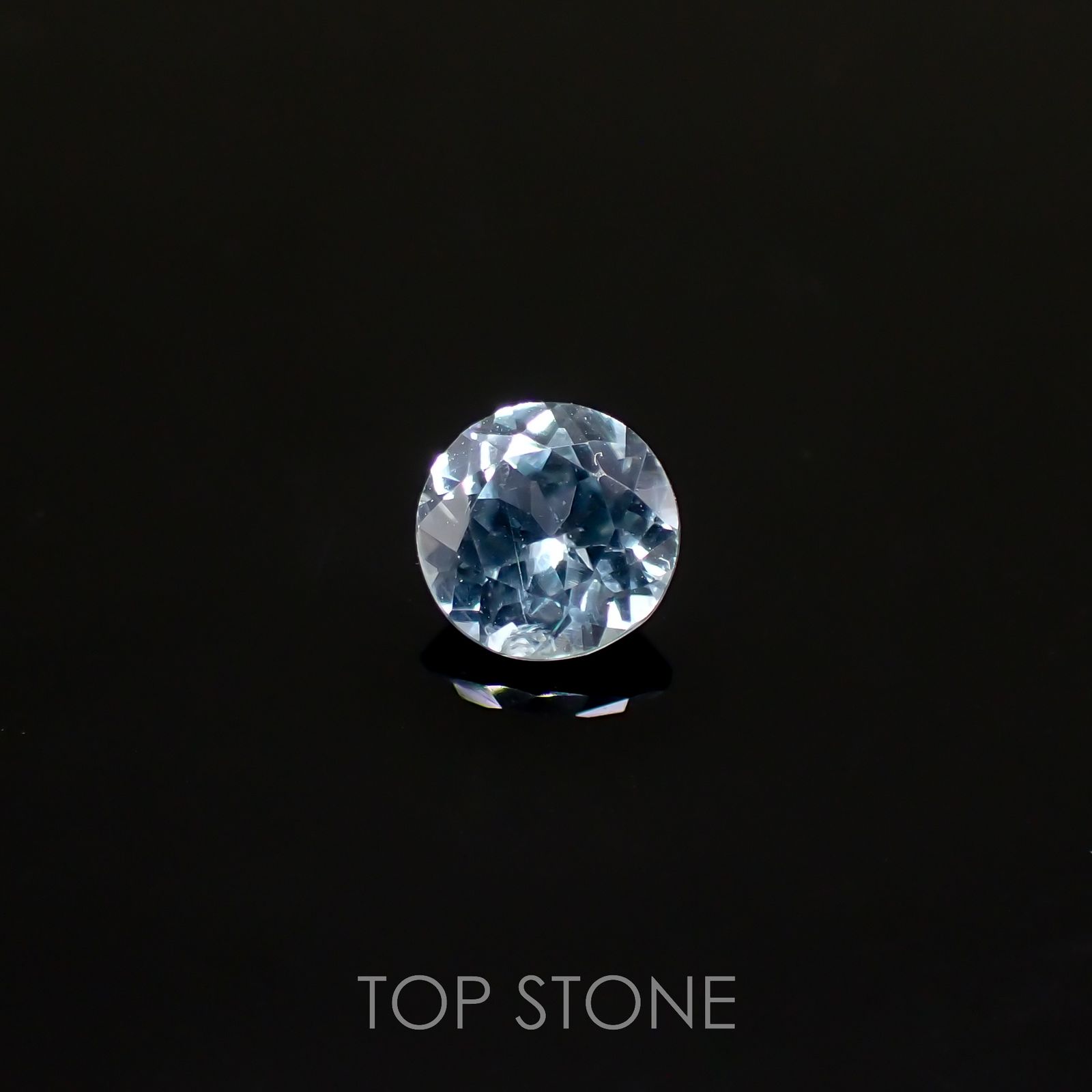 シーフォームカイヤナイト(宝石名カイヤナイト)タンザニア産 0.95ct 識別済[220616285]6x5.9mm前後