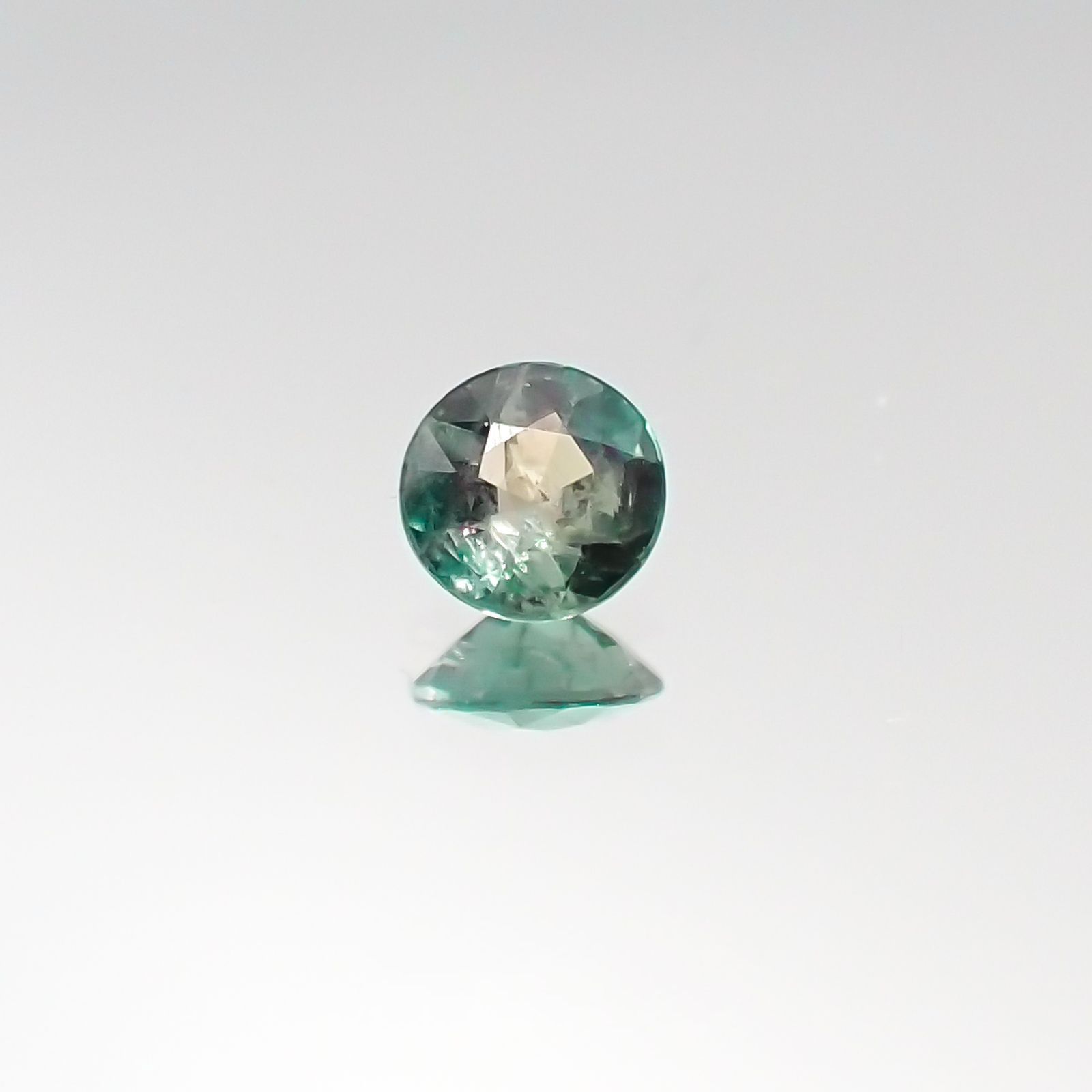 アレキサンドライト ブラジル産 ルース 0.19ct[20095543]3.7×3.7mm前後