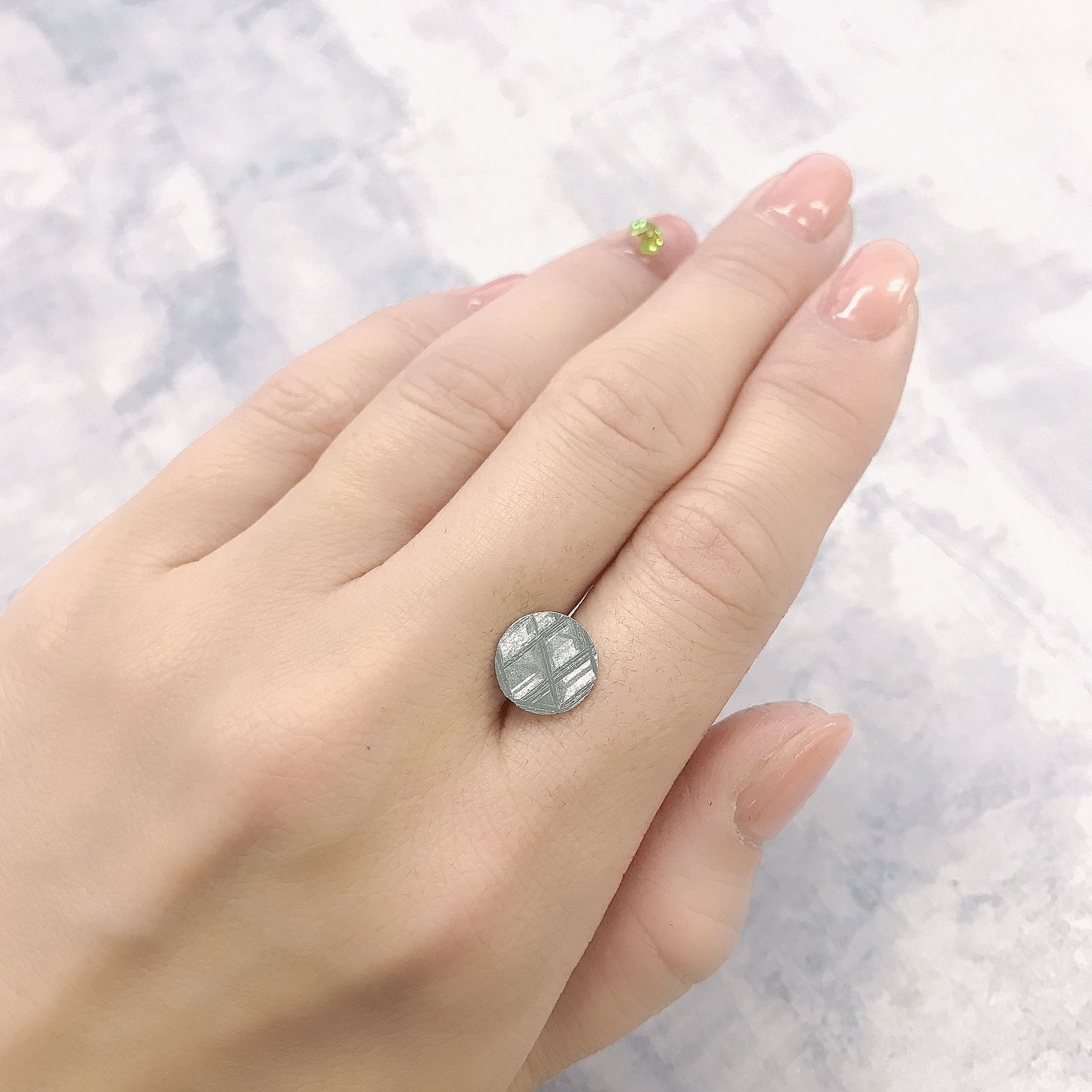 アルタイ隕石 発見地：中国 1.59ct[220115615]10x10mm前後