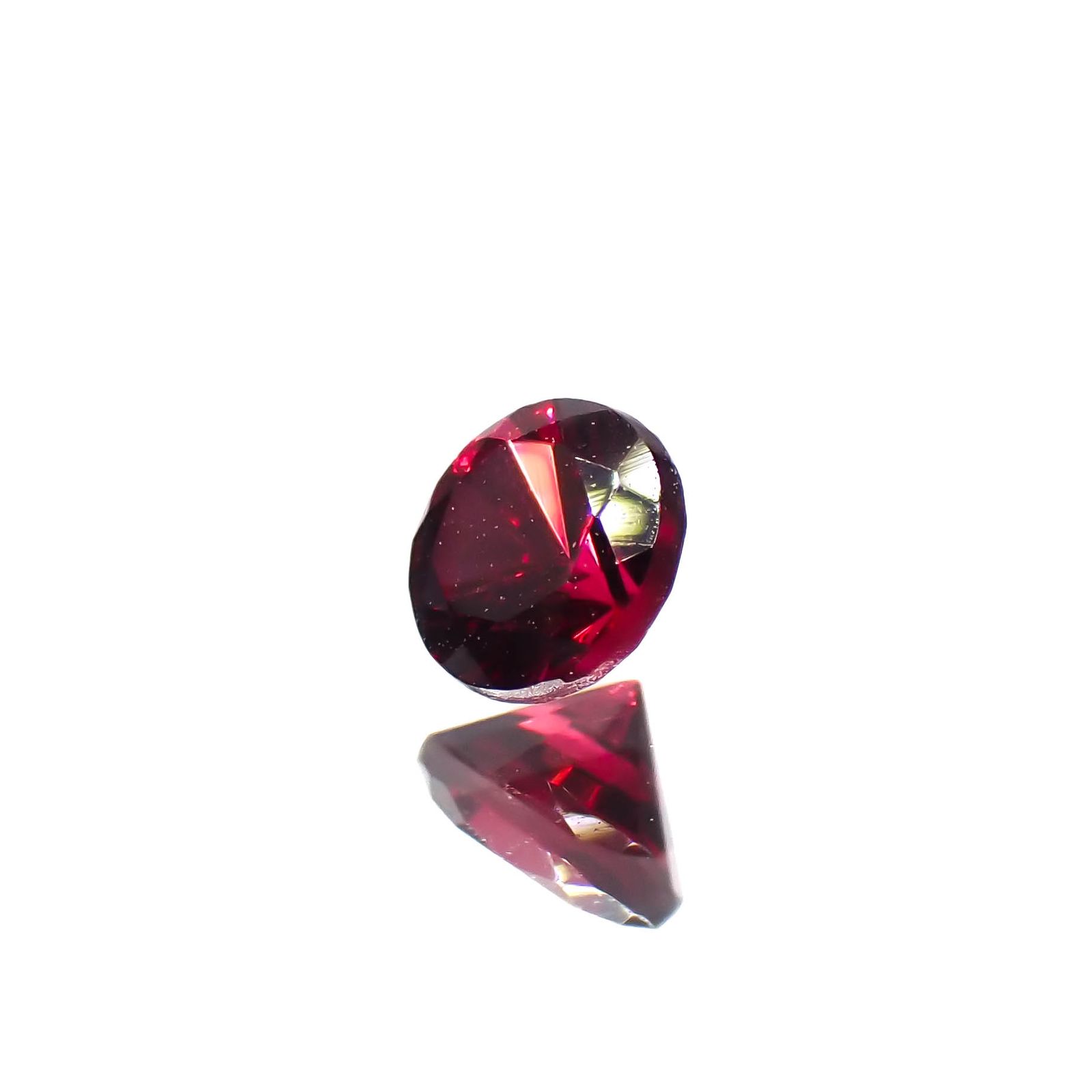 レッドスピネル ビルマ産 0.21ct[230722613]3.5x3.5mm前後